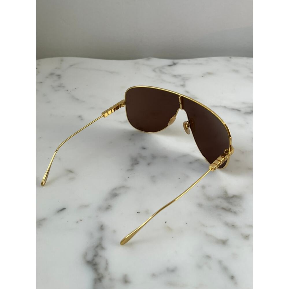 NEW Gucci GG1436S Gold Metal Shield Brown Sunglasses $640 - Picture 7 of 8